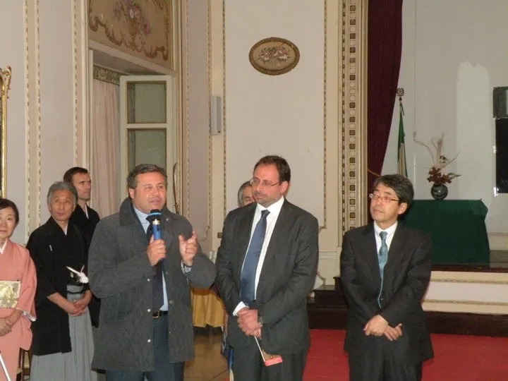 la sicilia abbraccia il gippone iv edizione 97